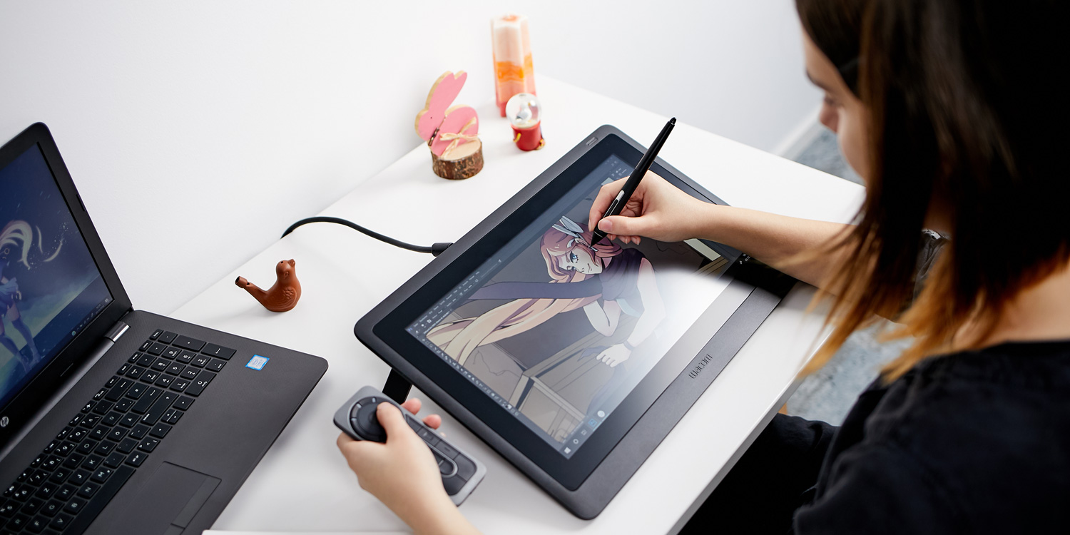 Топ планшетов для рисования. Wacom Cintiq Pro 16. Графический планшет для дизайнера. Художник с графическим планшетом. Графический планшет для проектирования.